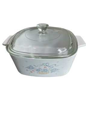 Vintage CorningWare Casserole Dish Country Cornflower White With Lid 1.5 Litre